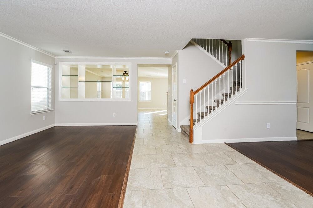 11427 Flying Geese Ln - Photo 5 of 17