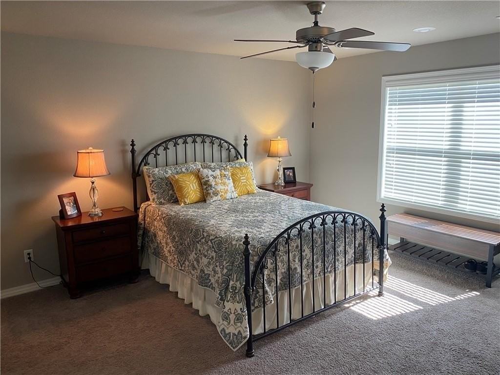 93 Kinloch Dr - Photo 4 of 12