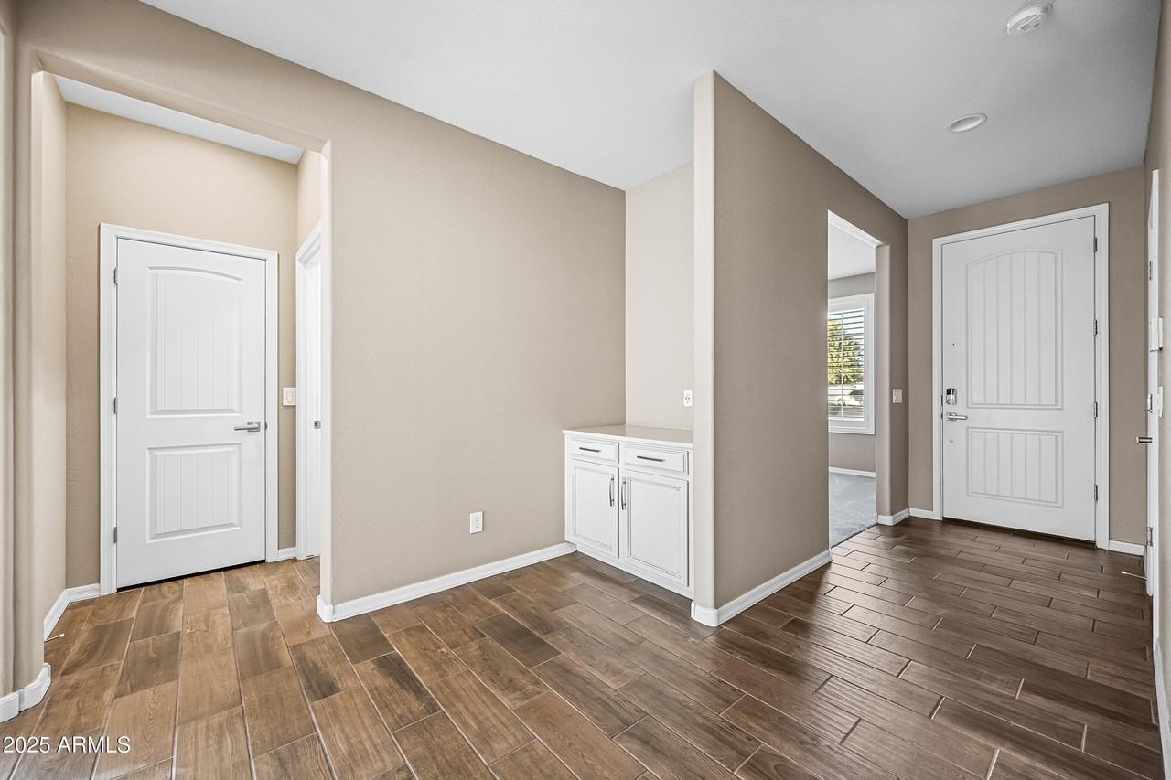 2373 W Farrier Way - Photo 3 of 29