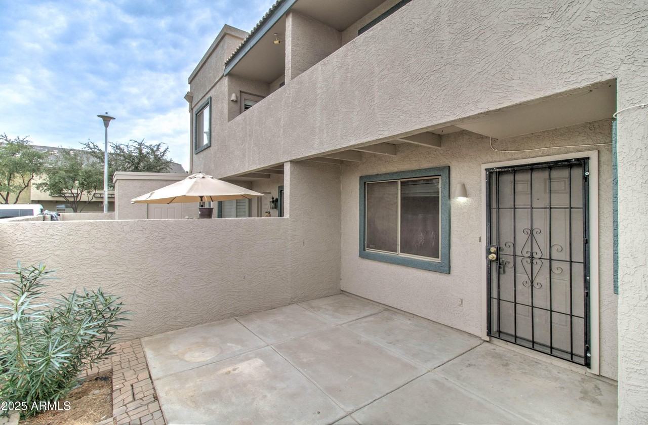 2311 E Hartford Ave Unit 23 #23 - Photo 5 of 43