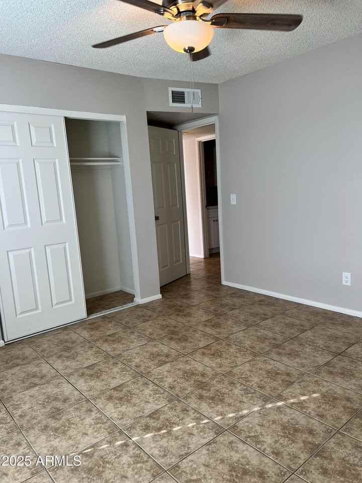 492 W 18th Ave Apt 2 #2 - Photo 4 of 6