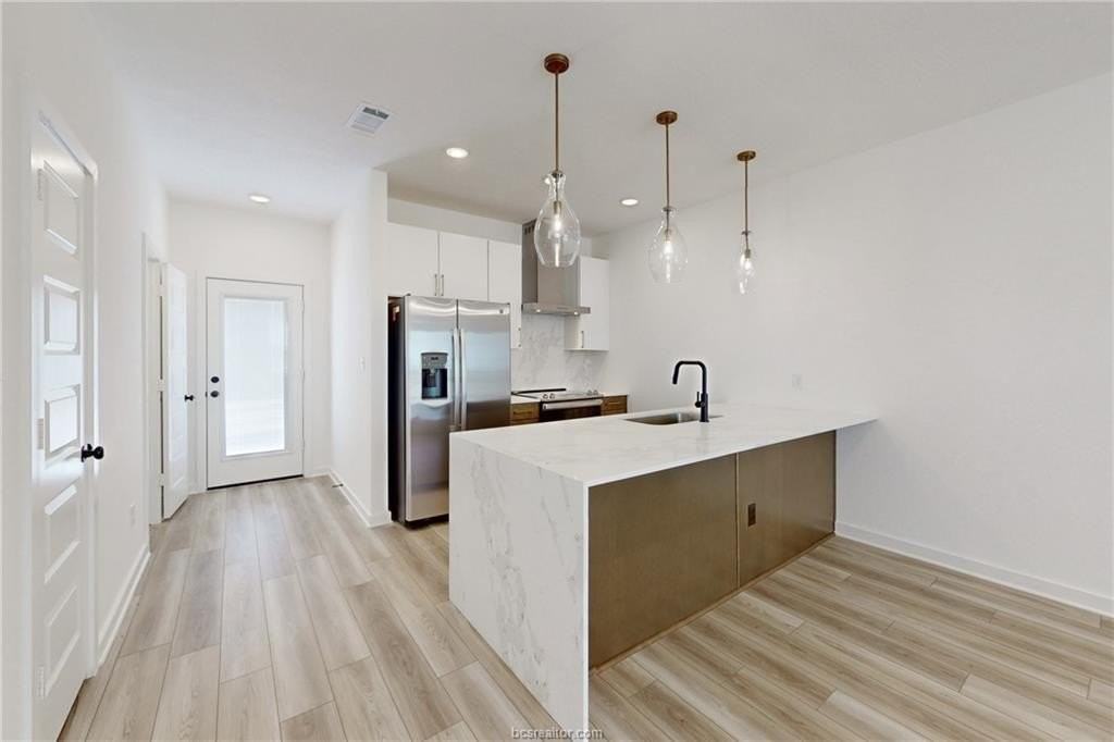 1209 Dorothy Ln - Photo 7 of 16