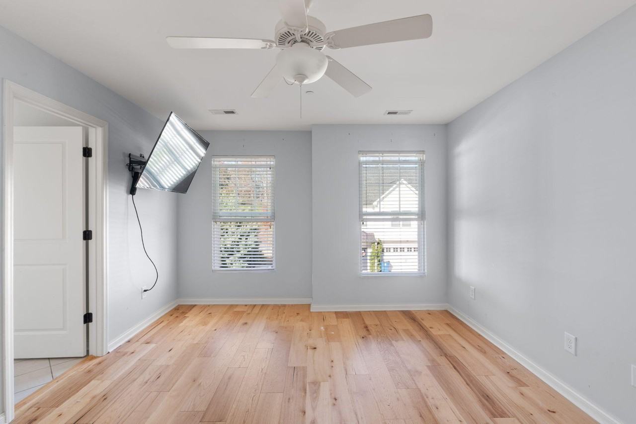 8442 Brookmoor Ln - Photo 6 of 6