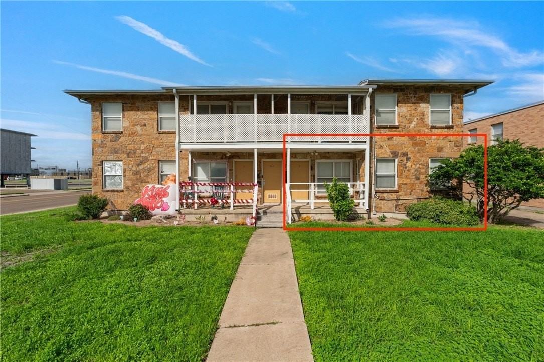 910 Ohio Ave Apt 2 #2 - Photo 2 of 13