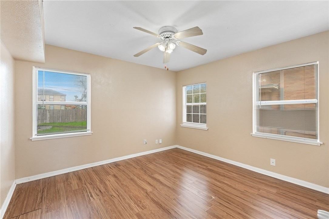 910 Ohio Ave Apt 2 #2 - Photo 7 of 13