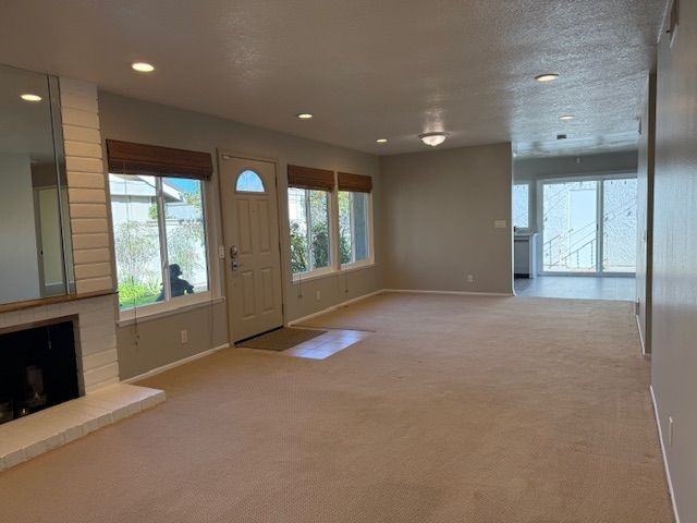 14405 Suffolk St - Photo 5 of 27