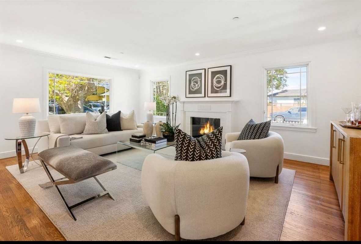 226 N Kingston St - Photo 3 of 15