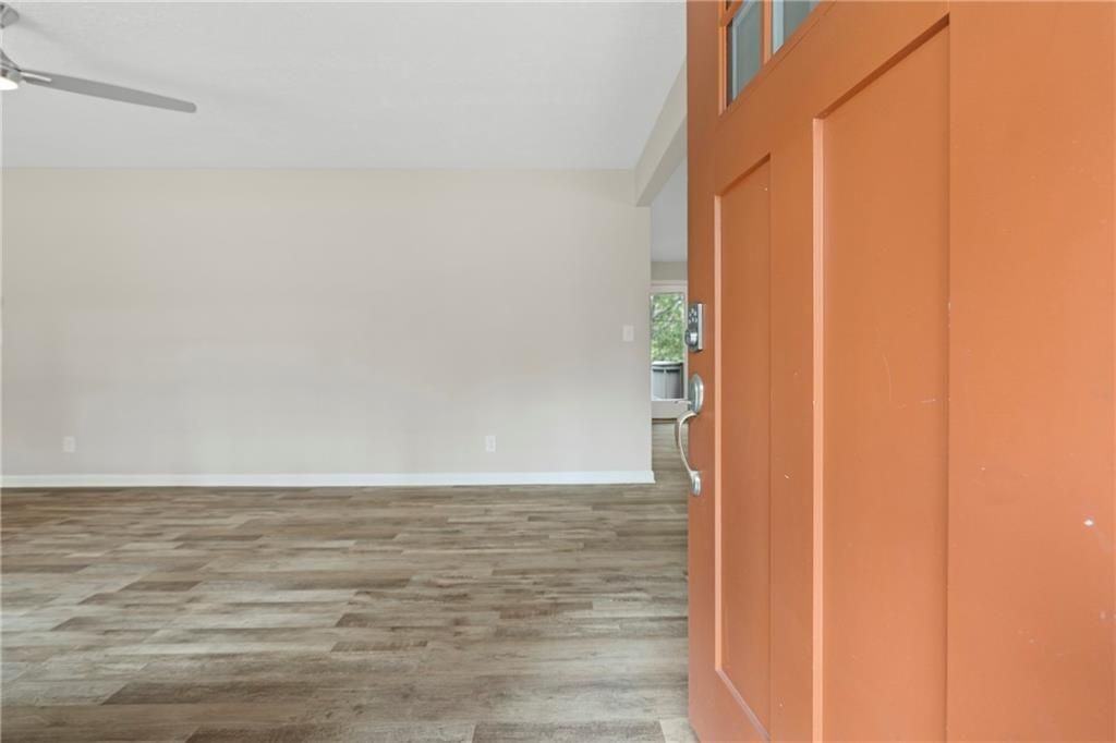 33 Smyrna Powder Springs Rd Se - Photo 4 of 35