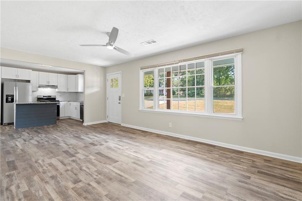 33 Smyrna Powder Springs Rd Se - Photo 7 of 35