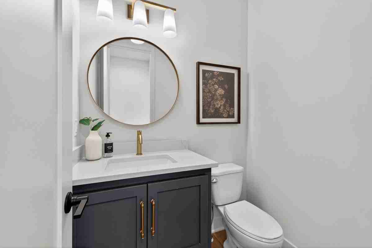 W 86th St - Photo 6 of 38