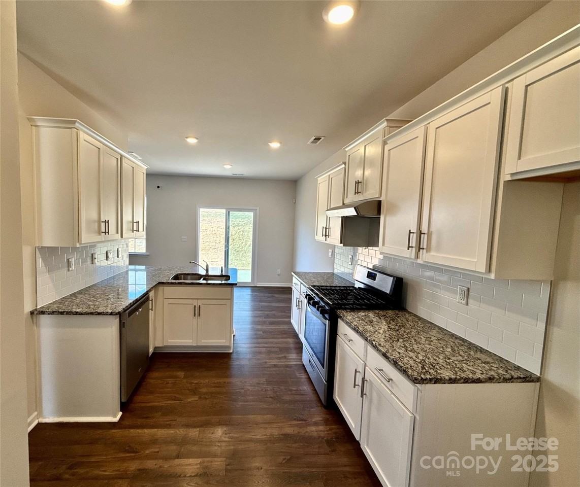 147 N Ranney Way - Photo 6 of 29