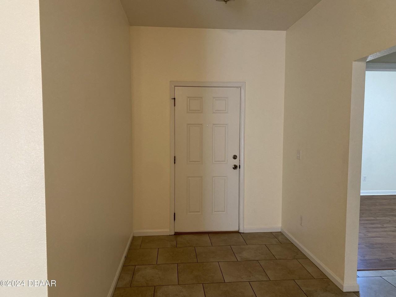 1936 Cove Point Rd - Photo 2 of 19