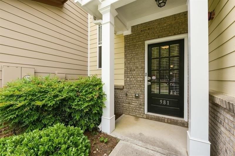 981 Brownstone Ln Unit 17 #17 - Photo 3 of 22