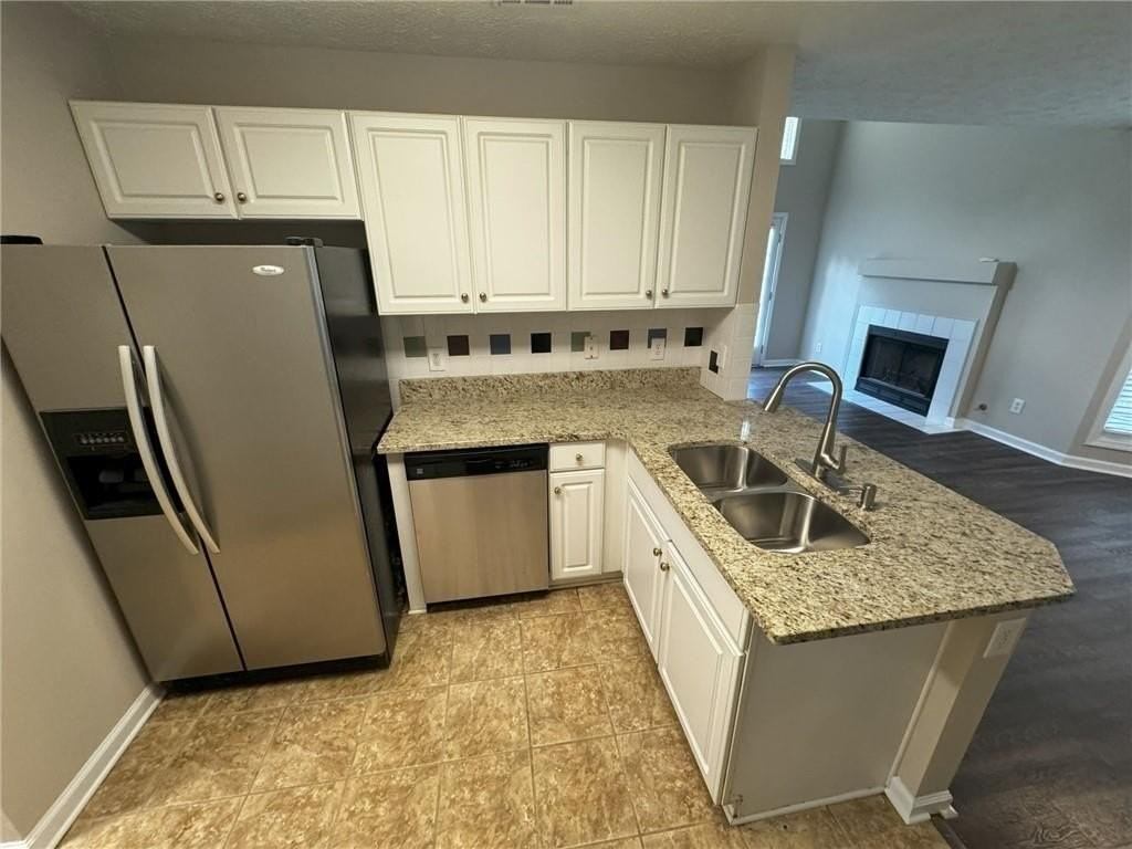 13357 Aventide Ln - Photo 4 of 50