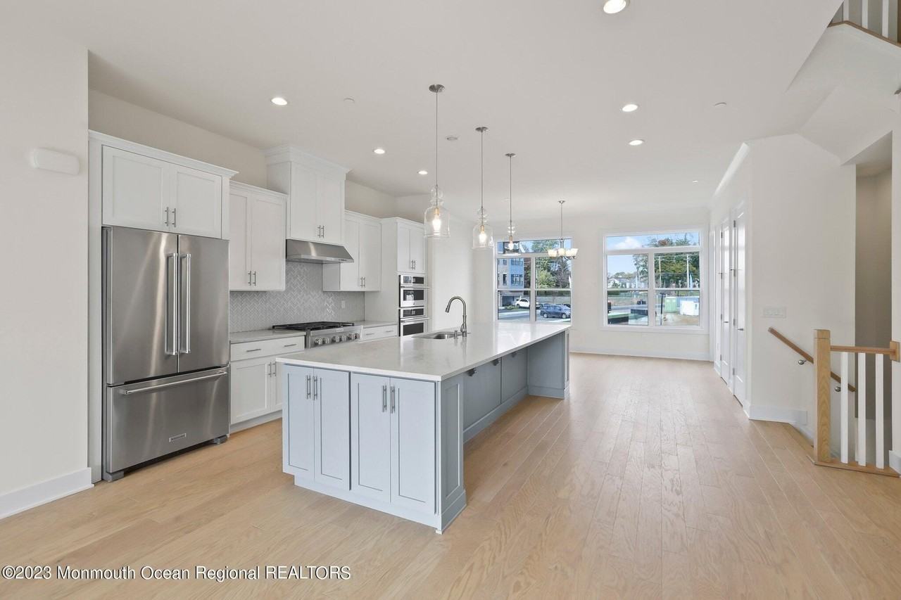 3 Valiant Ct - Photo 4 of 42