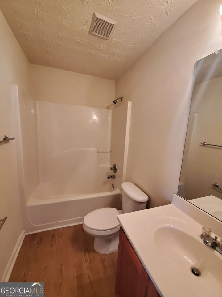 1592 Thornwick Trce - Photo 5 of 12