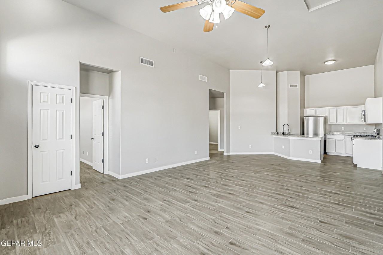 5270 Sean Haggerty Dr Unit A #A - Photo 3 of 32