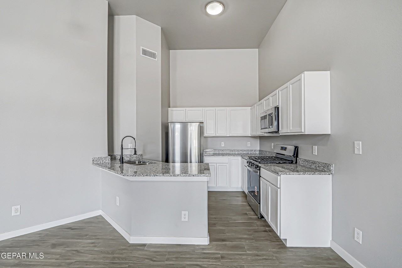 5270 Sean Haggerty Dr Unit A #A - Photo 5 of 32