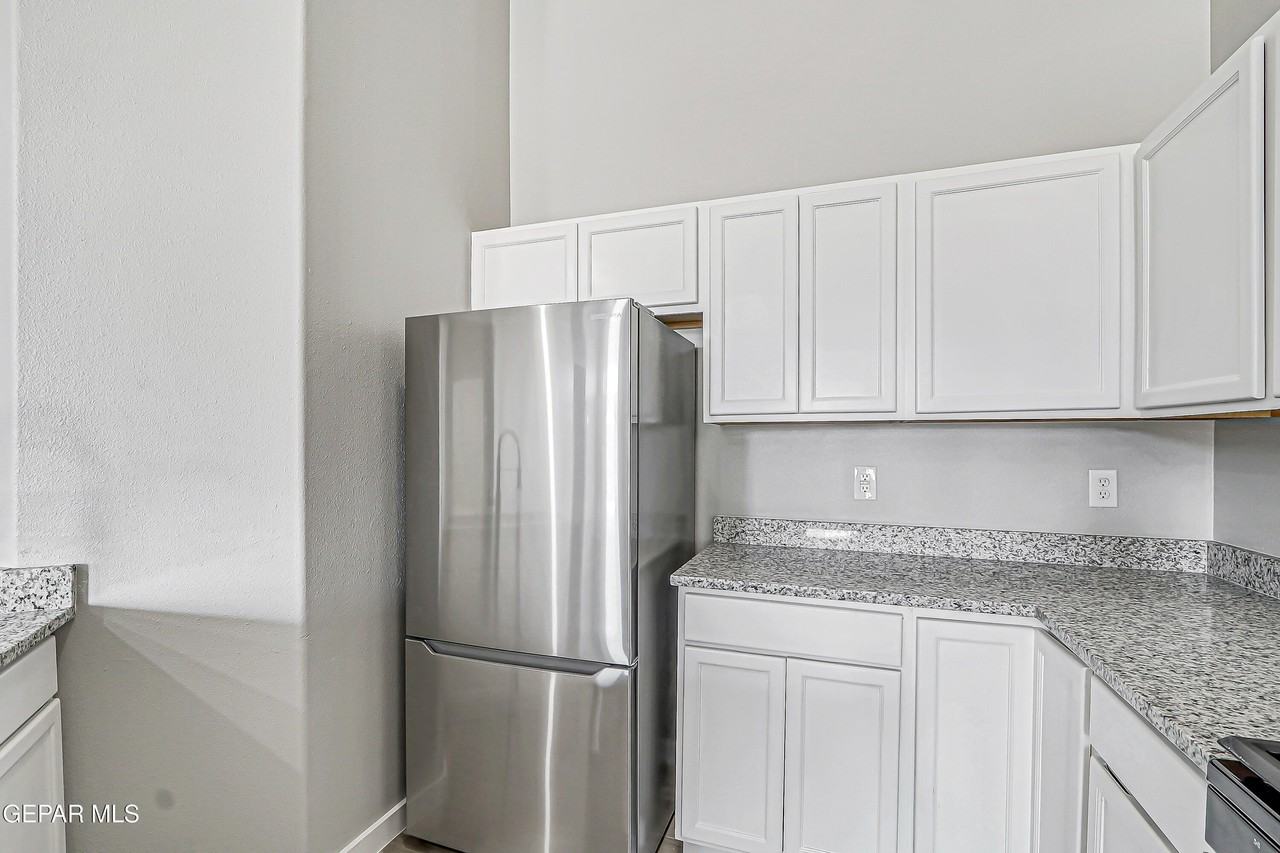 5270 Sean Haggerty Dr Unit A #A - Photo 7 of 32