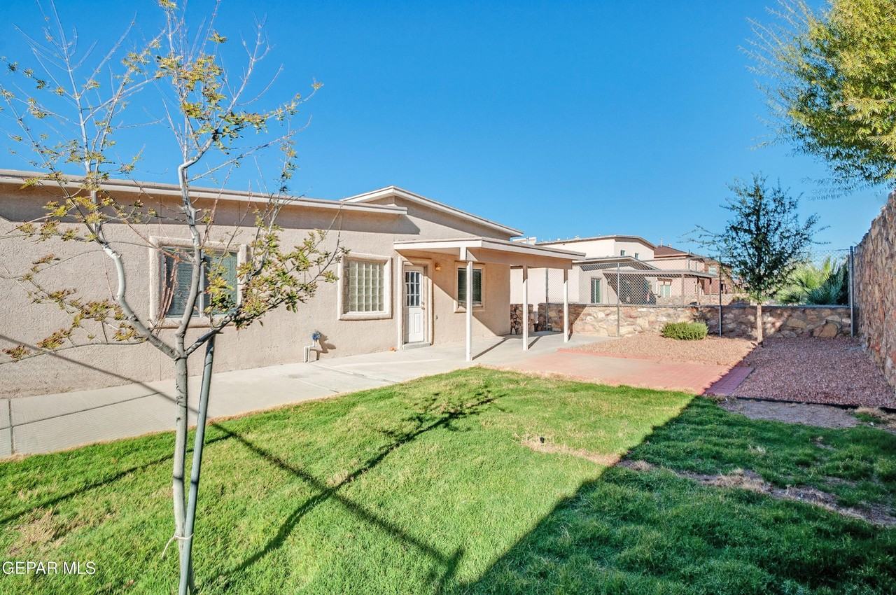 316 De Palma Pl - Photo 5 of 24