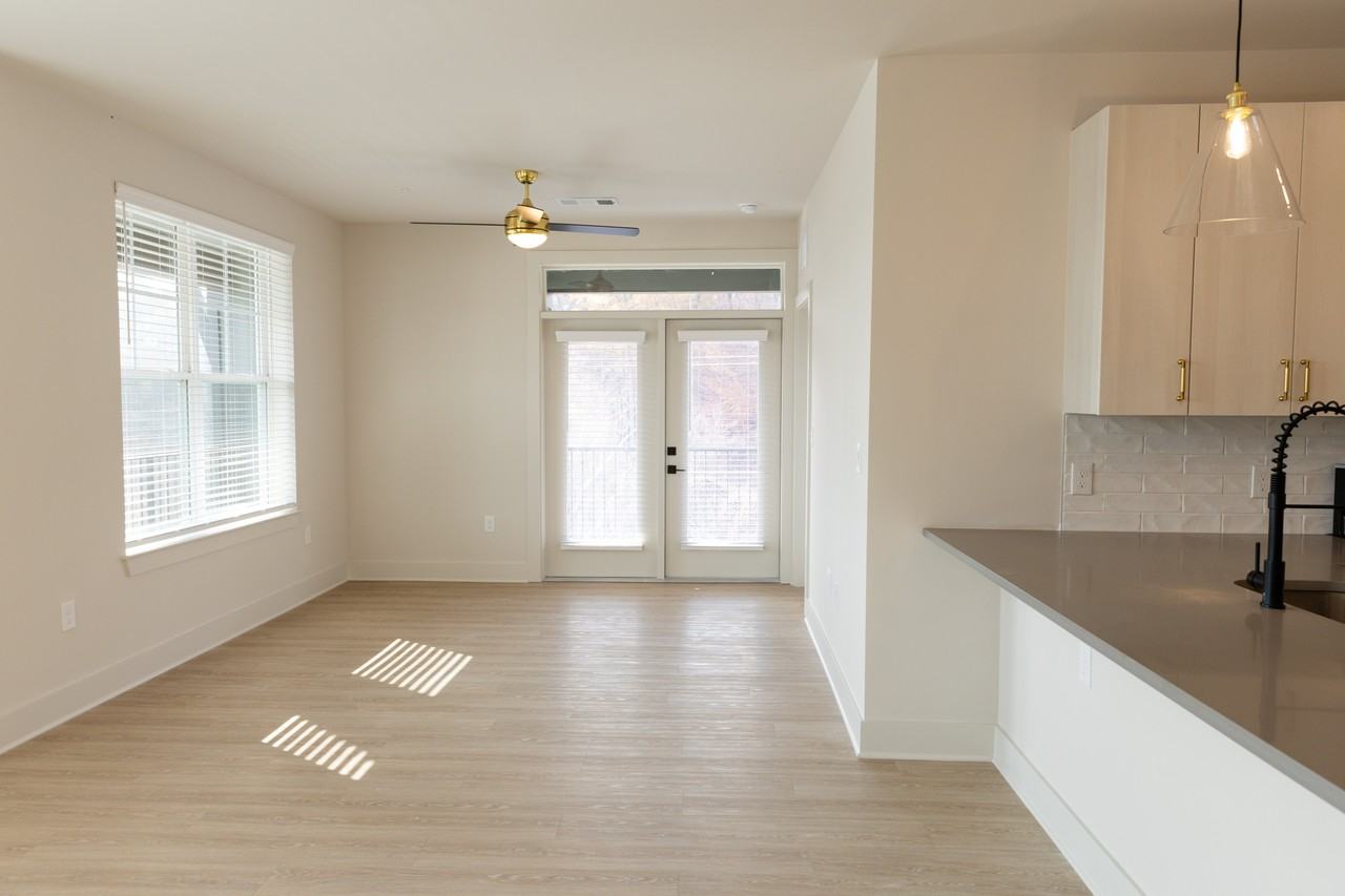 District on the Etowah Apartments - Photo 6 of 40