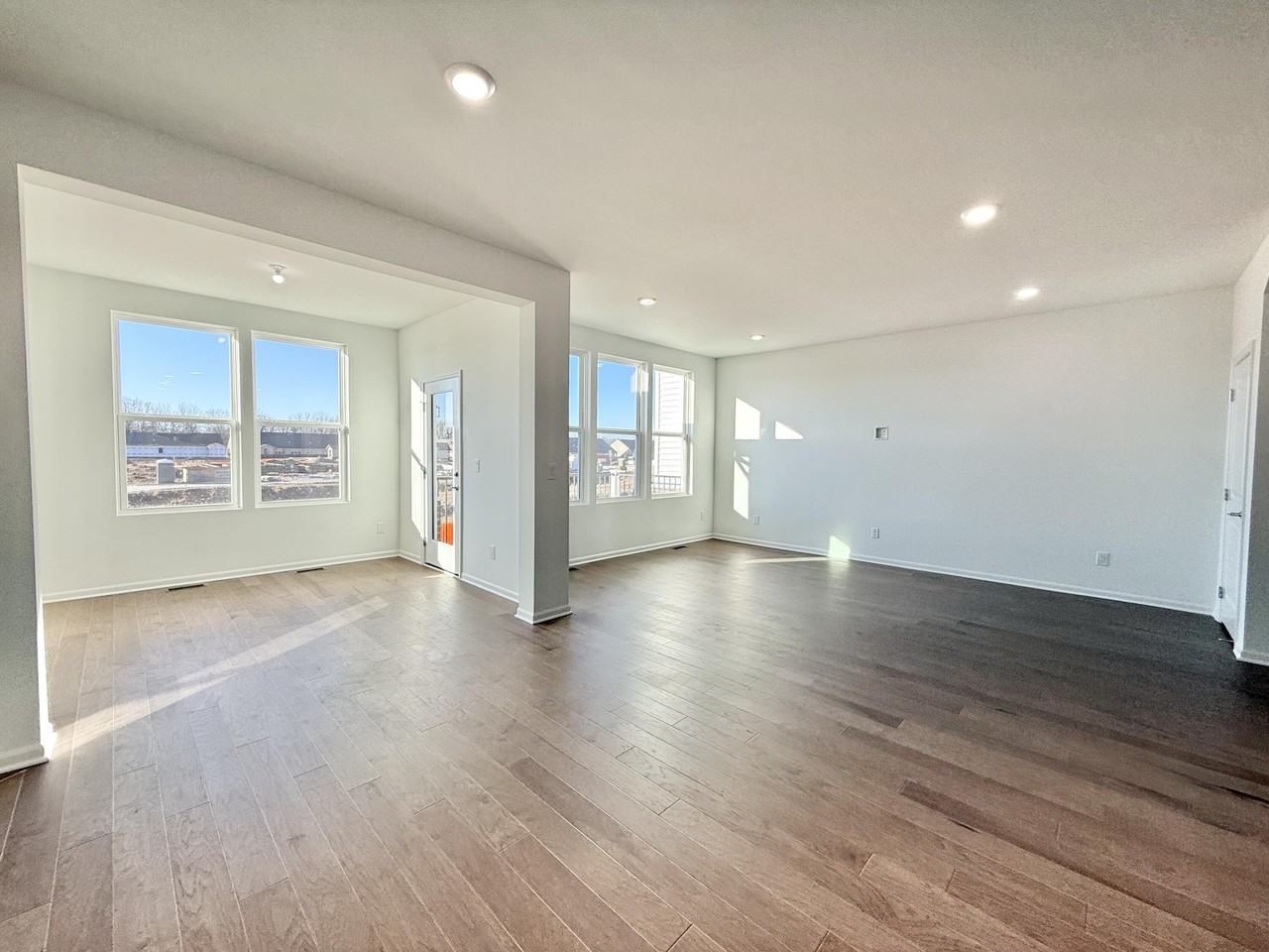 5586 E Spaniel Dr - Photo 3 of 45