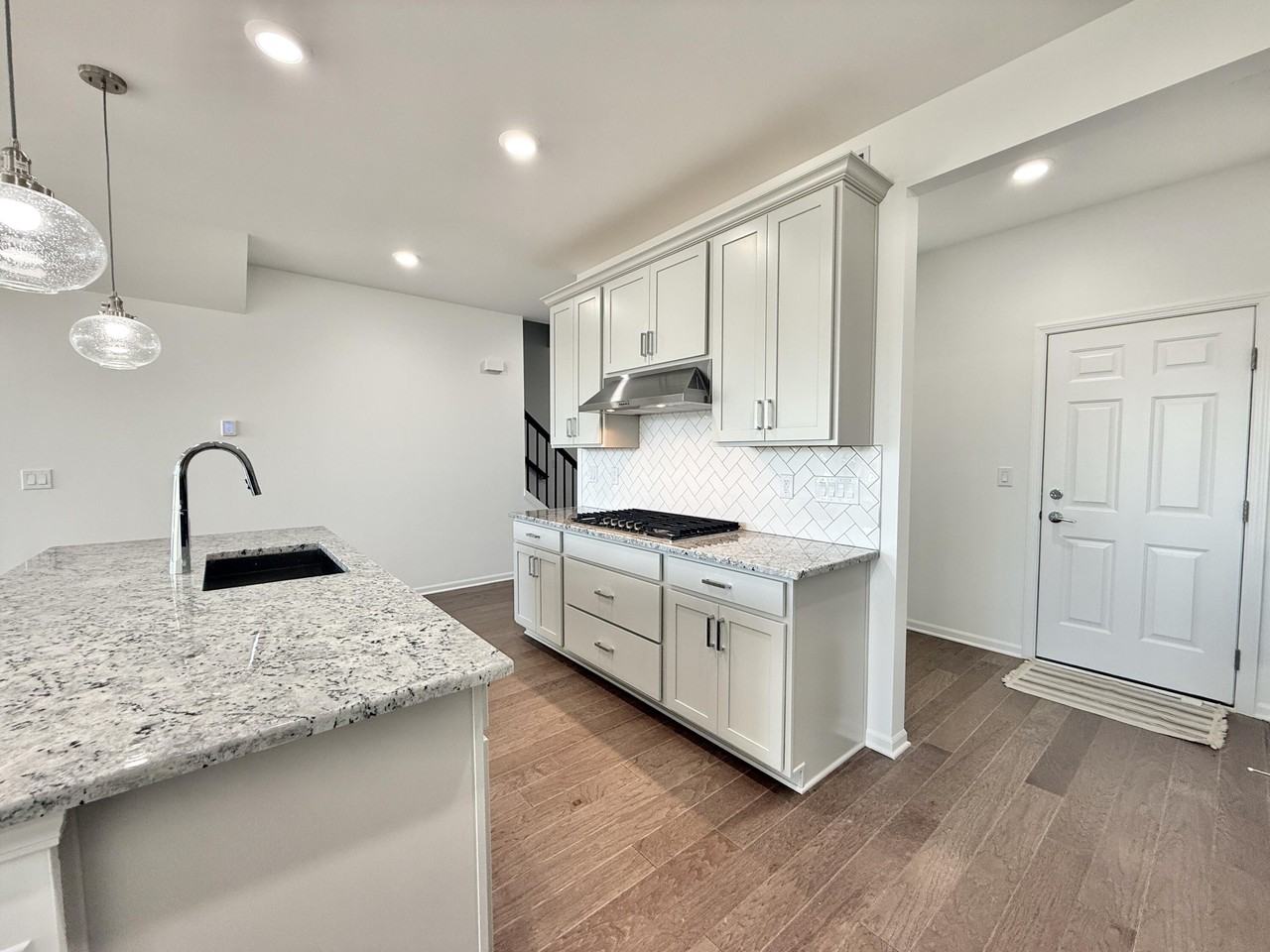 5586 E Spaniel Dr - Photo 4 of 45