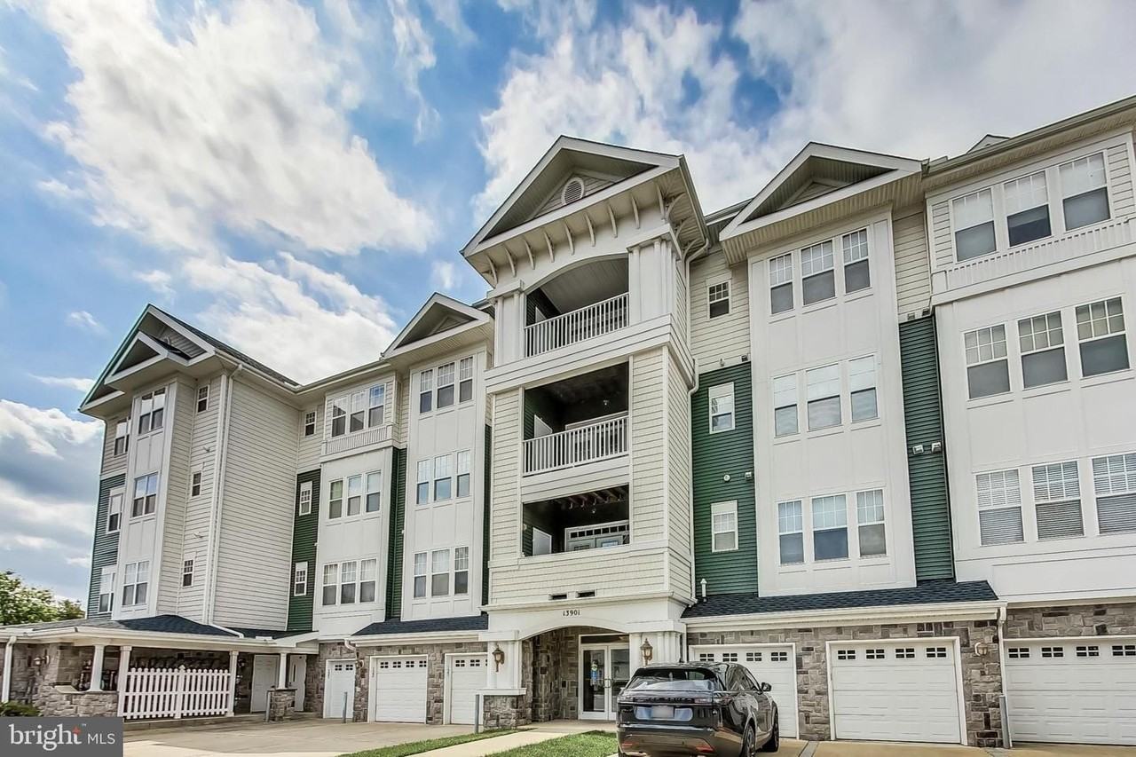 13901 Belle Chasse Blvd - Photo 2 of 39