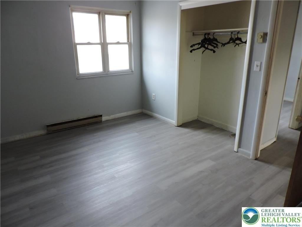 866 N Van Buren St - Photo 7 of 9