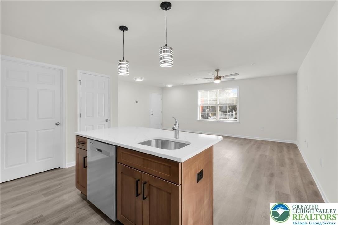 1513 Maple St Apt 101 #101 - Photo 6 of 21