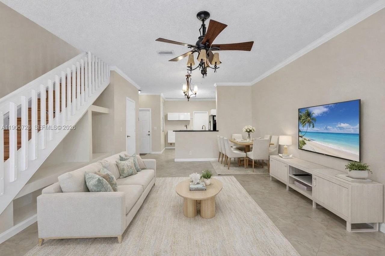 2142 Madeira Dr #2142 - Photo 2 of 50