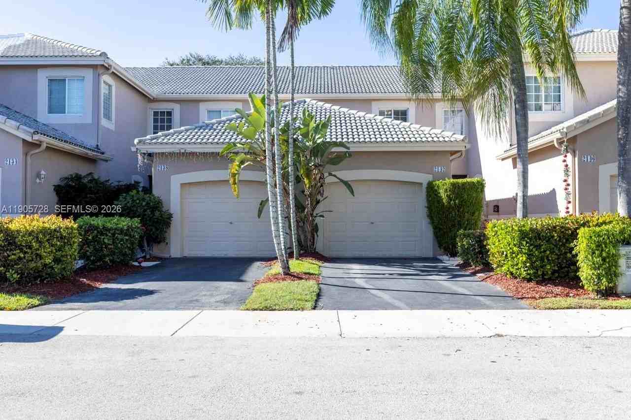 2142 Madeira Dr #2142 - Photo 5 of 50