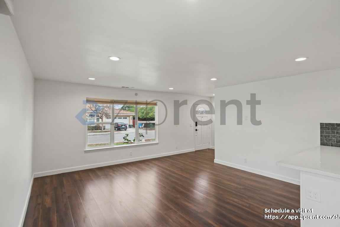 10173 Santa Clara Ave - Photo 7 of 20