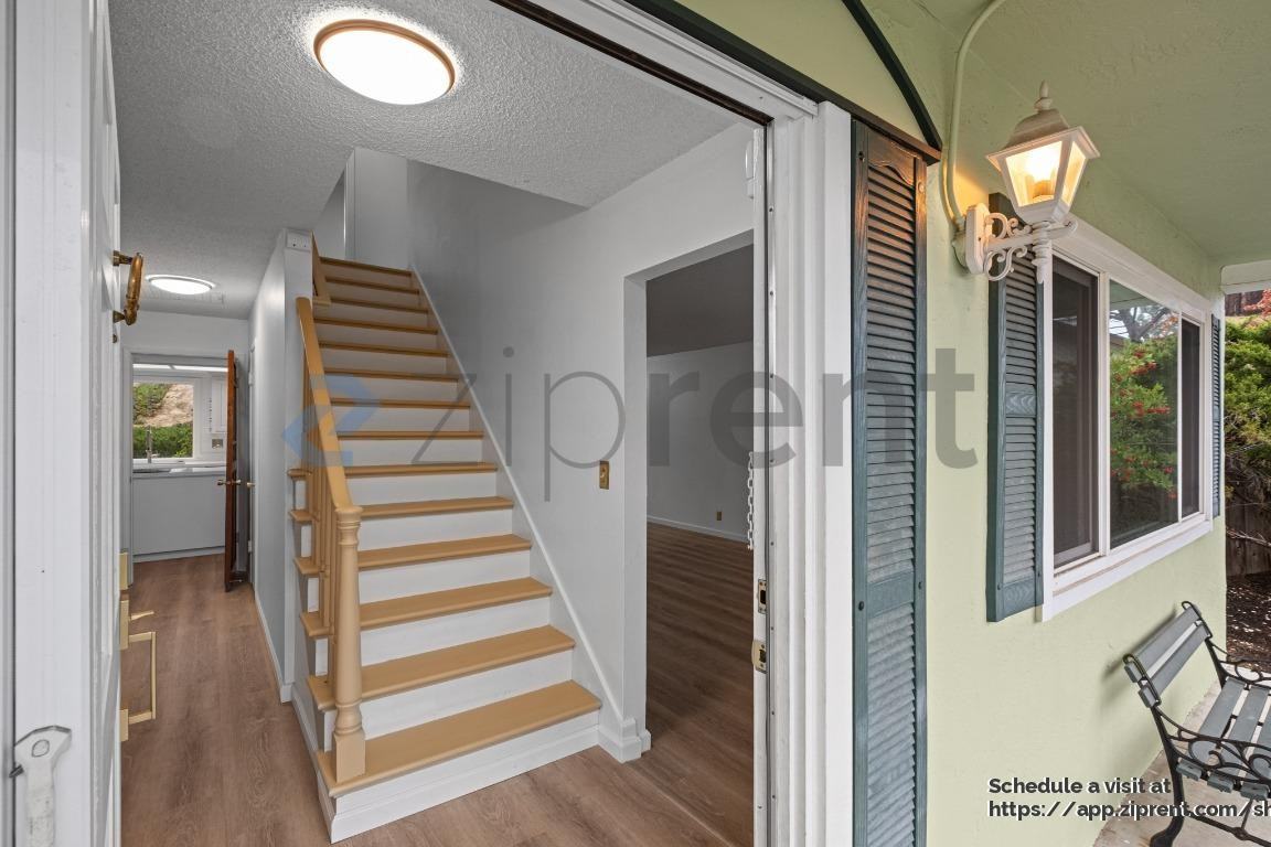 60 Deerhaven Pl - Photo 5 of 35