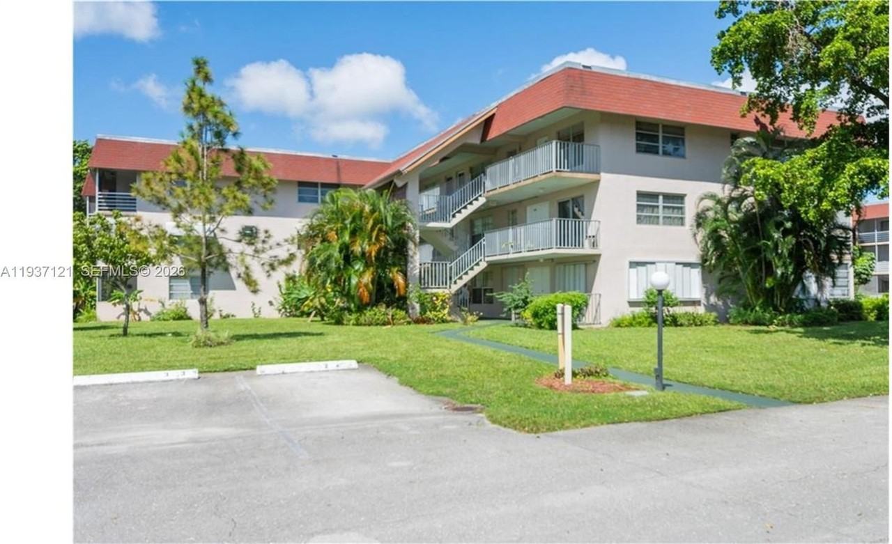 3061 Nw 47th Ter #232B - Photo 4 of 23