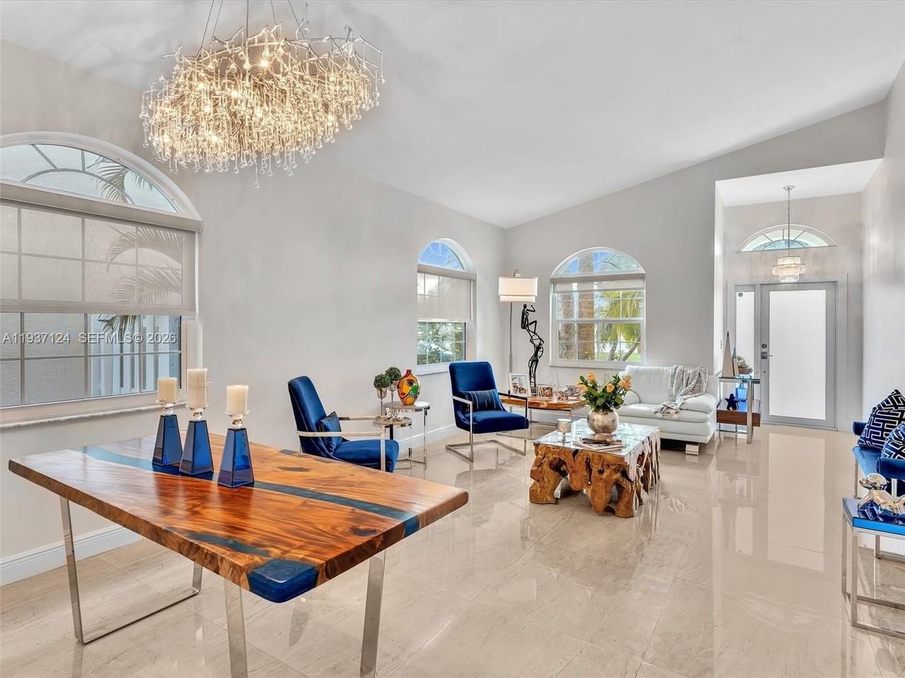 357 Nw 154th Ave - Photo 5 of 37