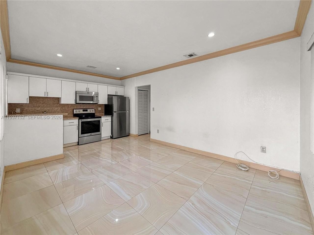 426 Ne 77th St #428 - Photo 2 of 22