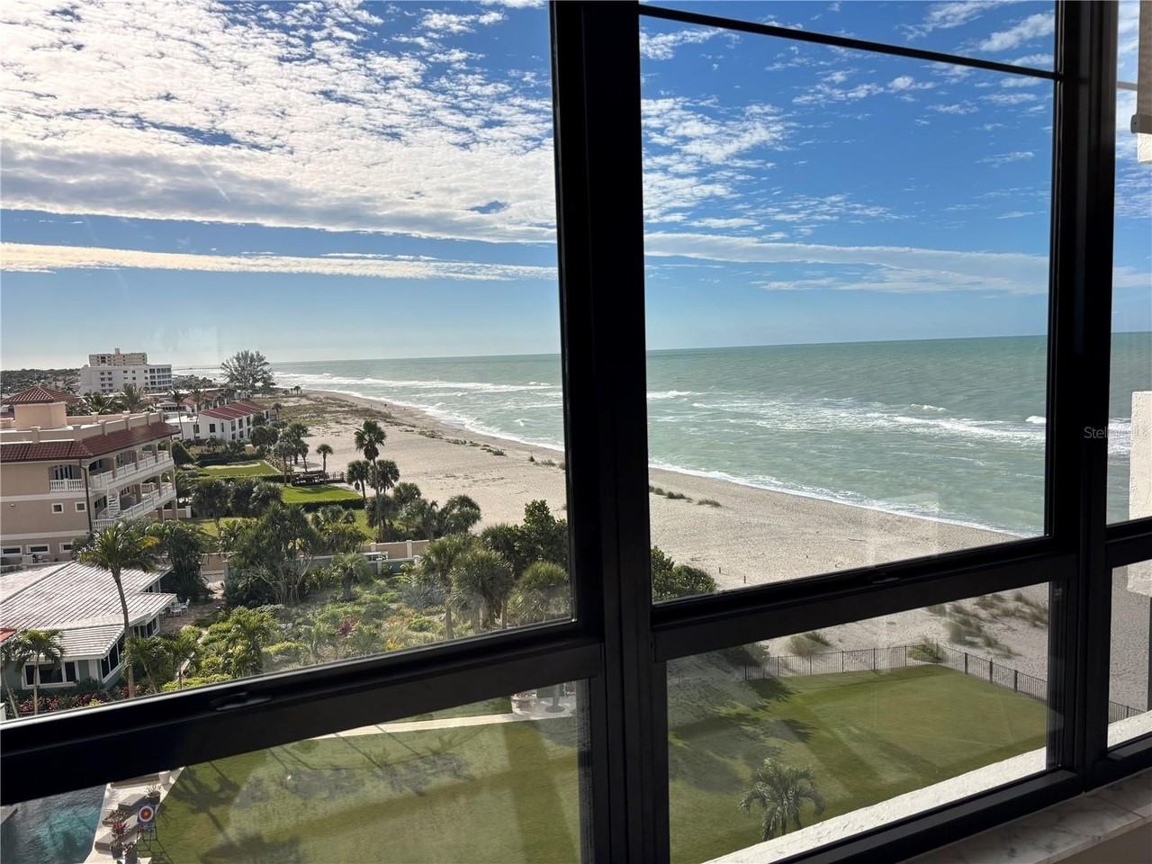 631 Alhambra Rd #702 - Photo 5 of 14