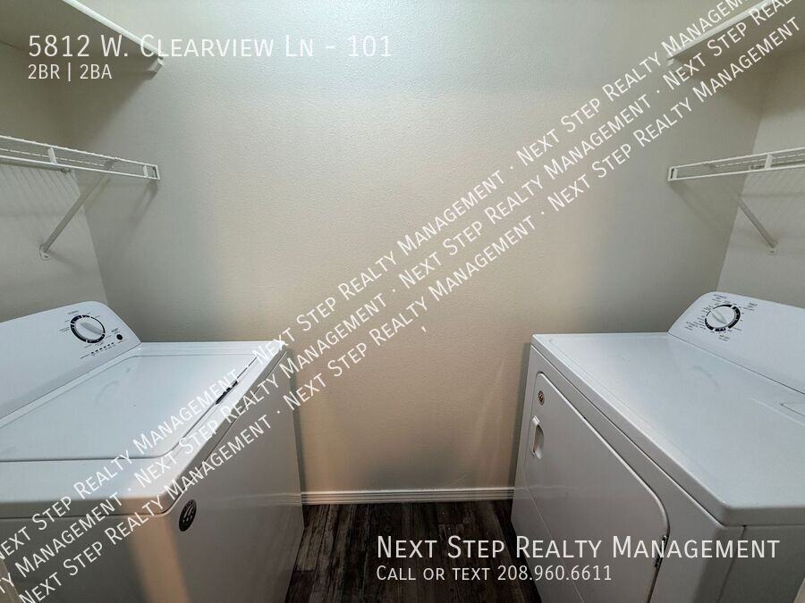 5812 W Clearview Ln #101 - Photo 6 of 14