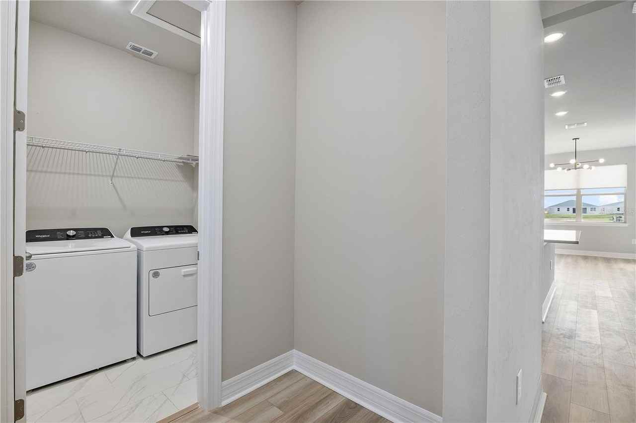 16431 Settlers Way - Photo 7 of 49