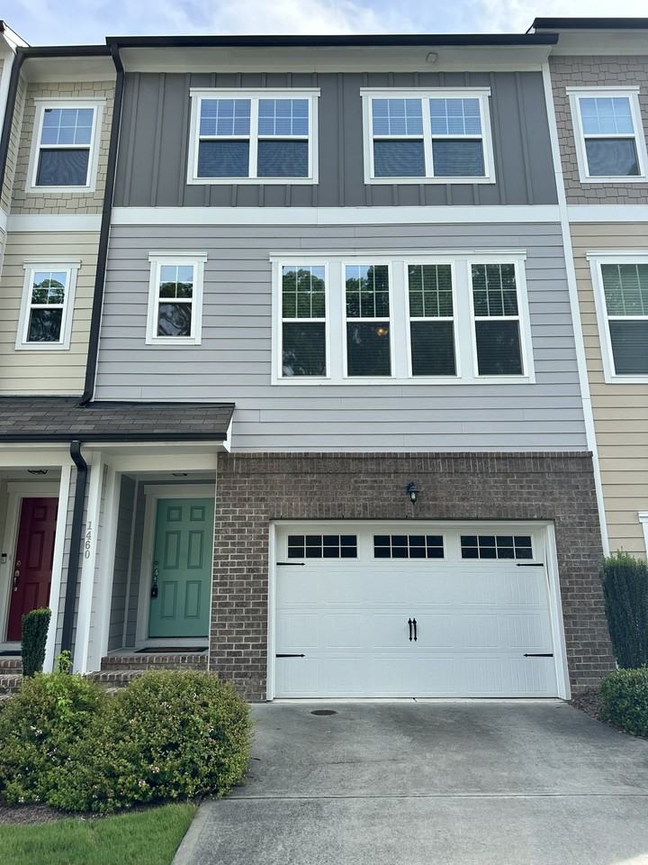 1460 Salem Creek Dr #1 - Photo 2 of 27