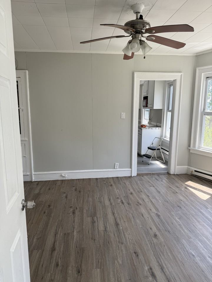 22 Putnam St #1 - Photo 3 of 4