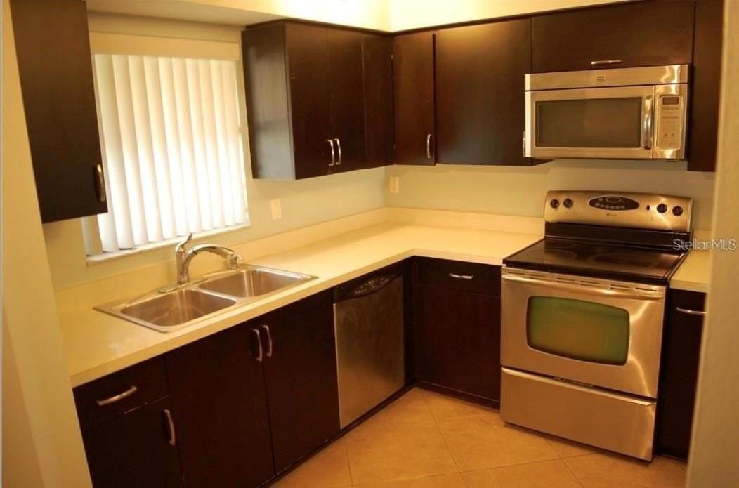 2006 Hammock Pine Blvd #2006 - Photo 3 of 15