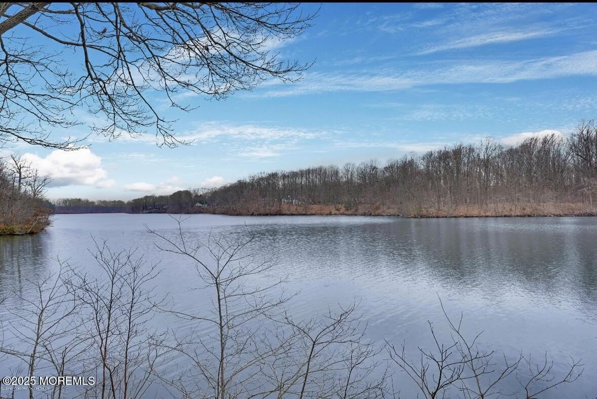 207 Lakeside Ave - Photo 4 of 17