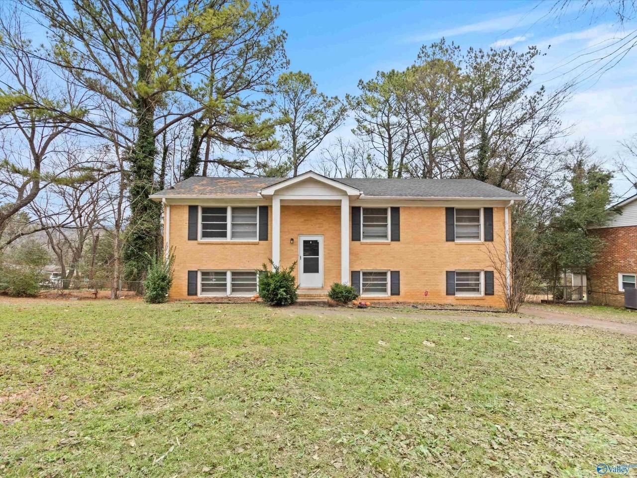 3912 Neptune Dr Nw - Photo 2 of 23