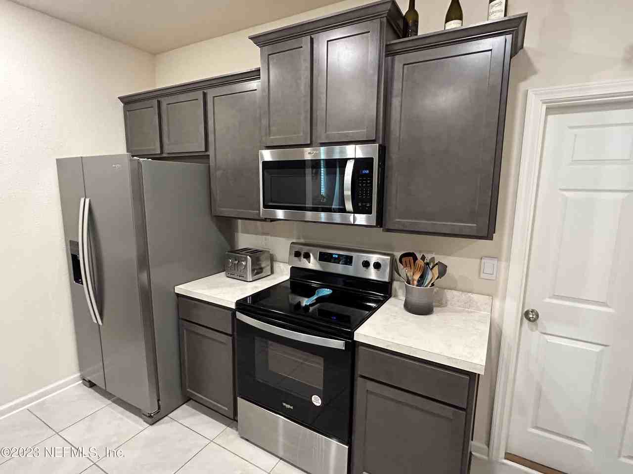 75510 Harvester St - Photo 7 of 27