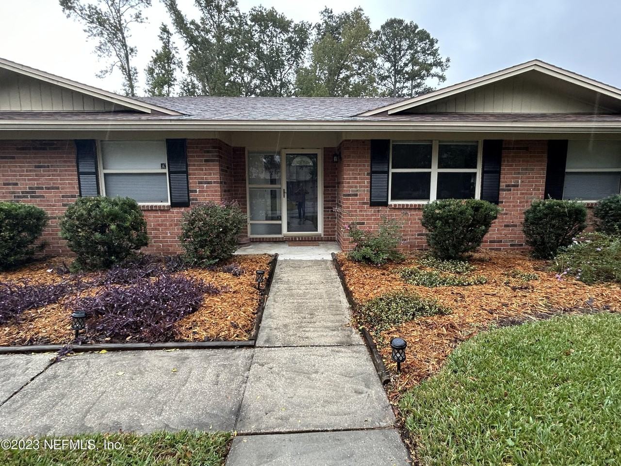 2215 Gabriel Dr - Photo 2 of 19