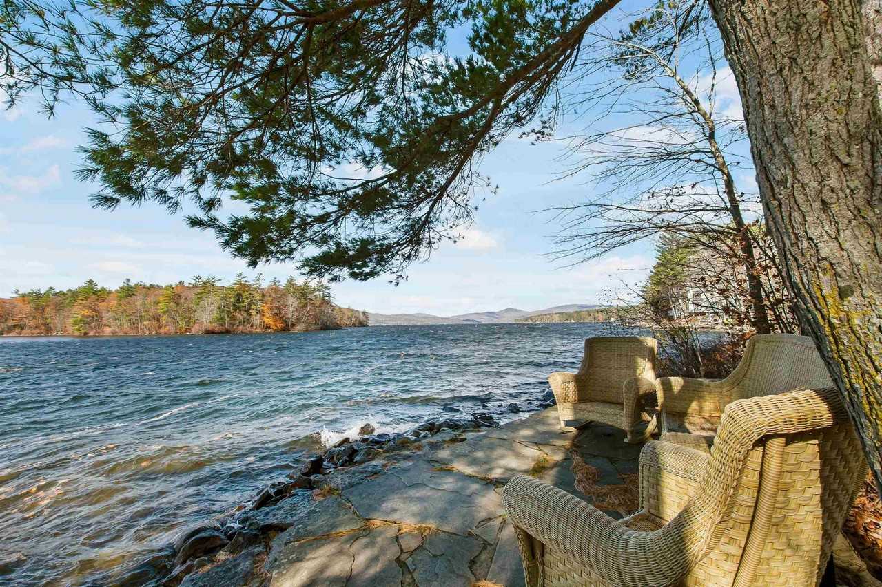 255 Pikes Point Rd - Photo 5 of 35