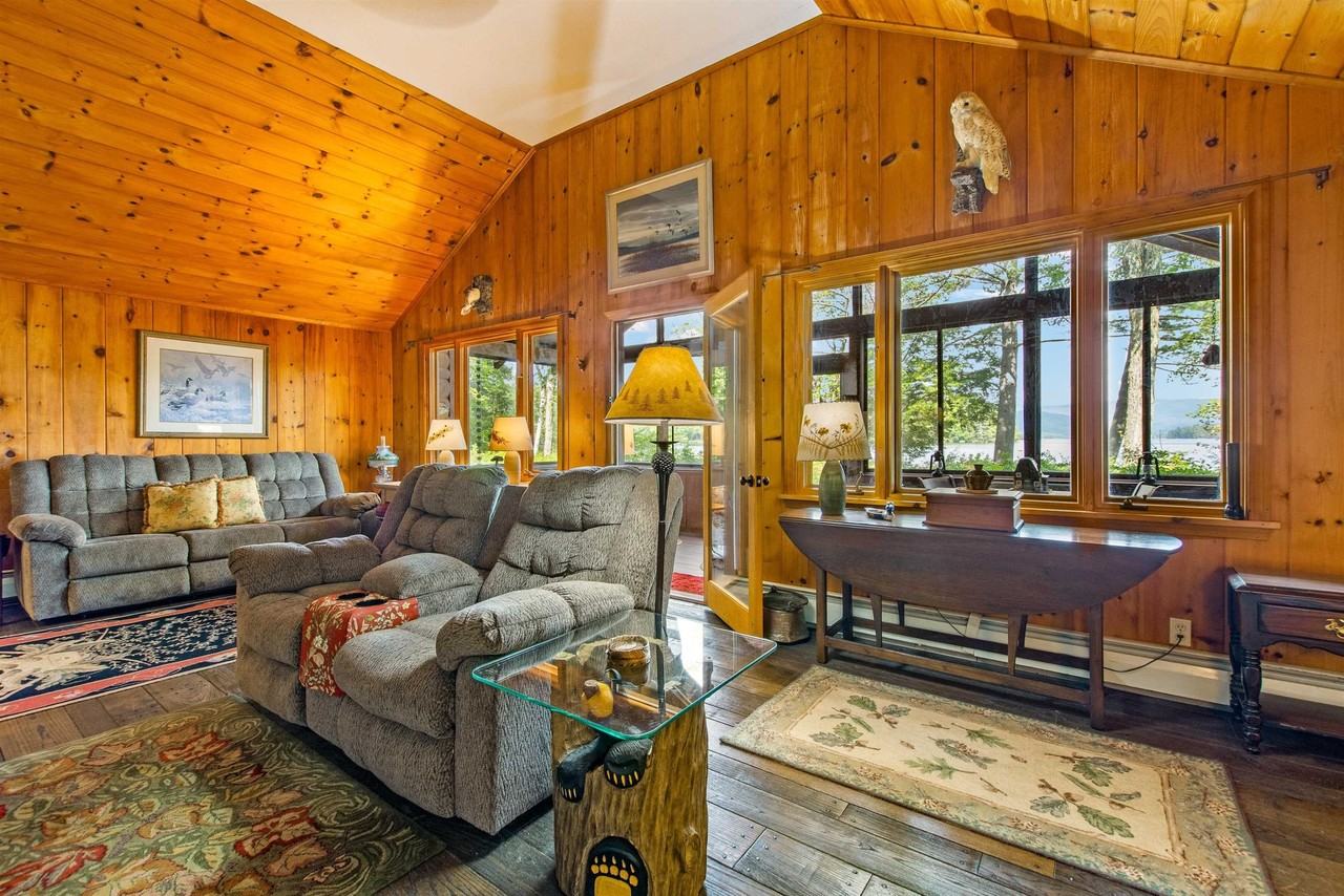 100 Singing Eagle Rd - Photo 7 of 40