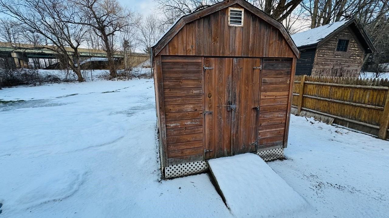 7 Charles St - Photo 3 of 9